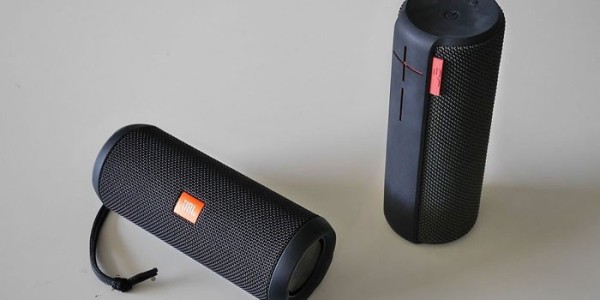 Портативная колонка JBL